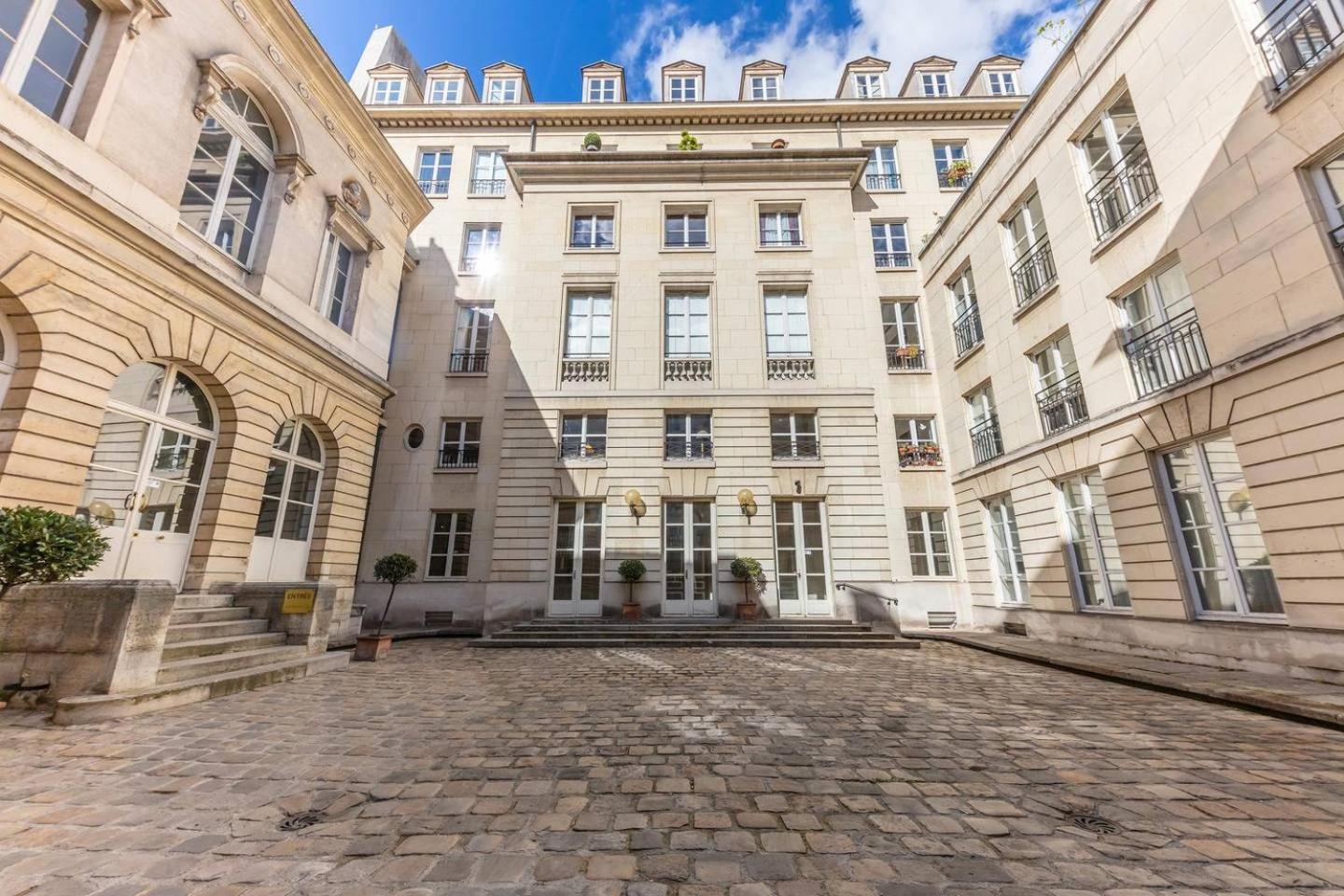 Home In Paris Marais Elegant Flat In Old Paris Dış mekan fotoğraf